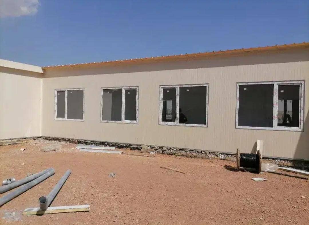 اجرای ساندویچ پانل هدایتی در اصفهان